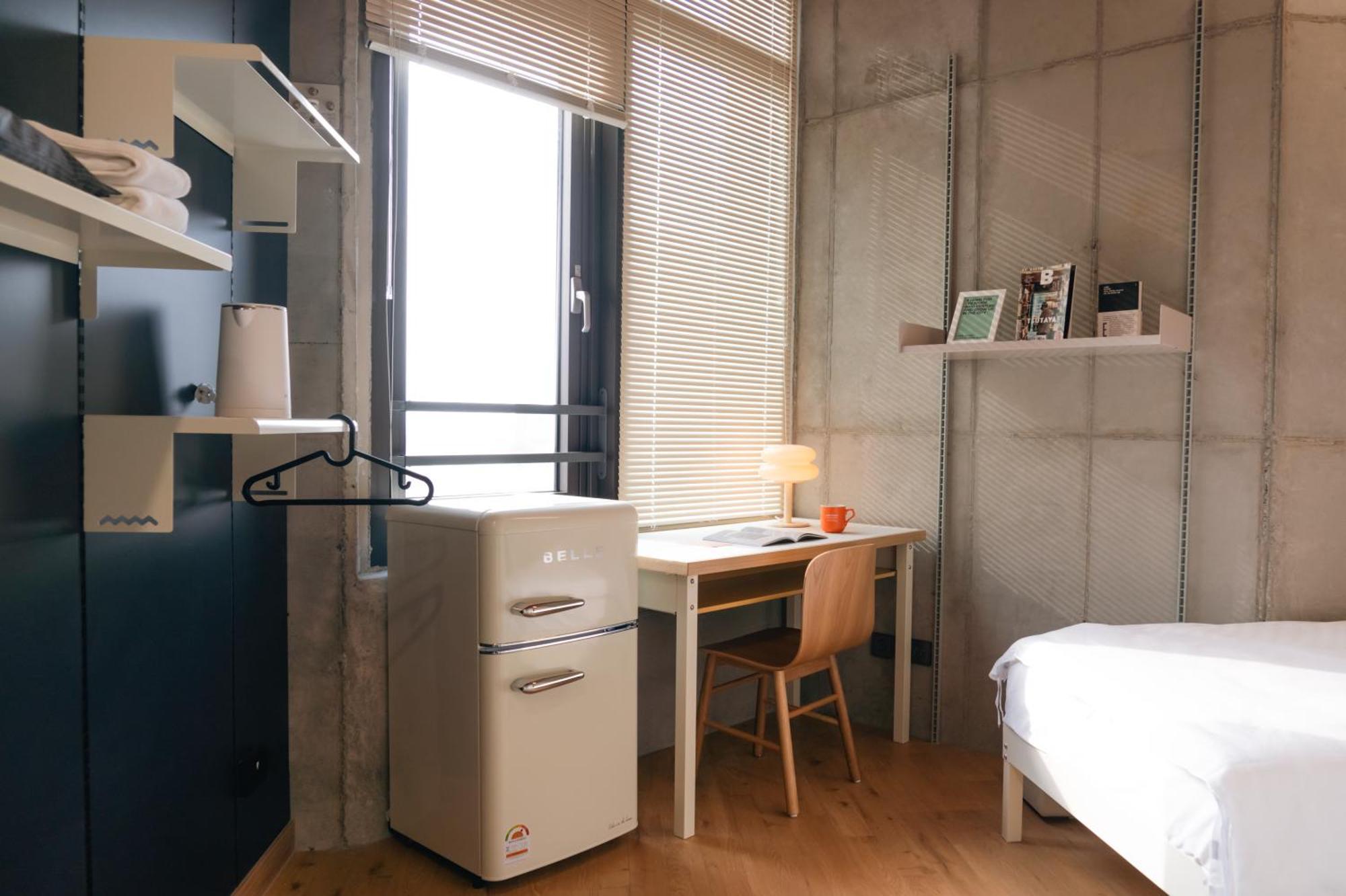Local Stitch Creator Town Seogyo Hotel Seoul Bilik gambar